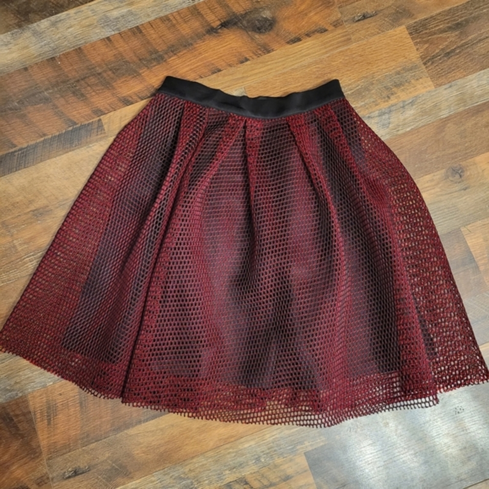 Akira Chicago‎ Black Label Red Black Mesh Fishnet Pleated Midi Skirt Womens Med